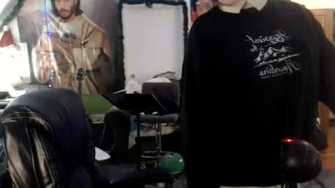 Katie online show from 01/15/25, 05:08