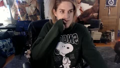 Katie online show from 03/07/25, 04:46