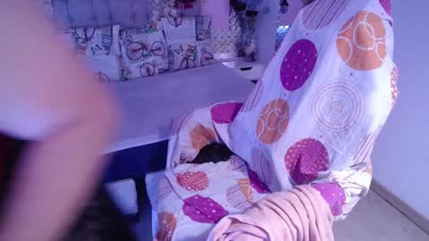 Snapshot of katiee_jones_ chatting on 01/11/25, 03:31 Katherine online show from 01/11/25, 03:31