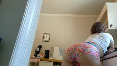 Snapshot of katieericson13 chatting on 06/30/26, 04:08 Kate online show from 06/30/26, 04:08