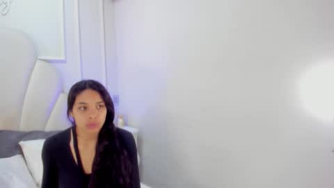 katiejonees online show from 01/09/26, 11:35