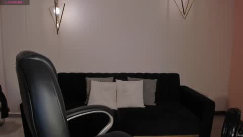 Kate Stonne online show from 01/22/25, 03:20