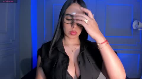 Kate Stonne online show from 01/18/26, 05:28