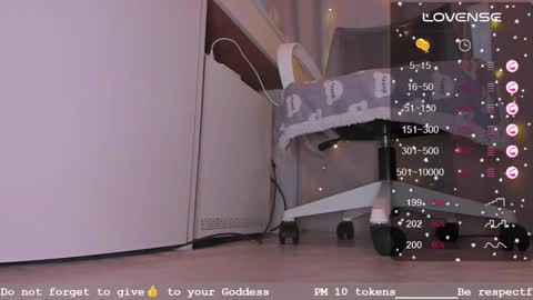 Miss Katie online show from 11/20/25, 11:54