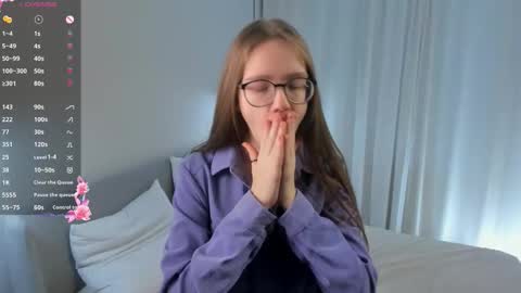 Scarlett online show from 12/04/25, 08:34