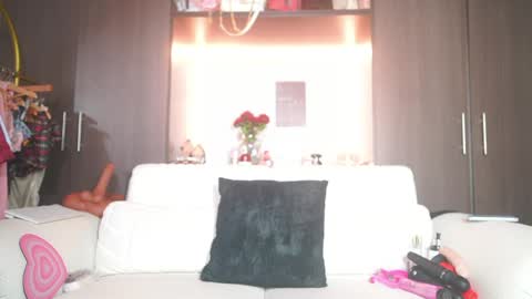 Snapshot of katlyn_martins chatting on 05/16/26, 06:50 K A T L Y N online show from 05/16/26, 06:50