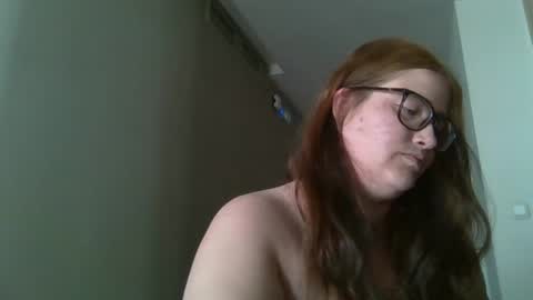Snapshot of katraxhas chatting on 04/20/26, 10:07 EMO online show from 04/20/26, 10:07