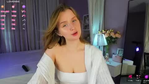 Snapshot of katrina_bail chatting on 06/11/26, 01:27 Katrina Bail online show from 06/11/26, 01:27