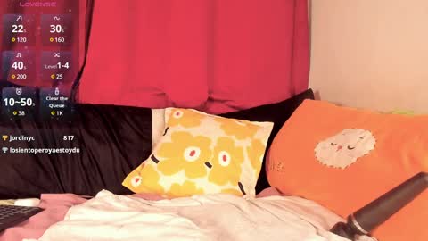 Snapshot of katrinaa_ricci chatting on 03/12/25, 09:44 Katrina Ricci online show from 03/12/25, 09:44