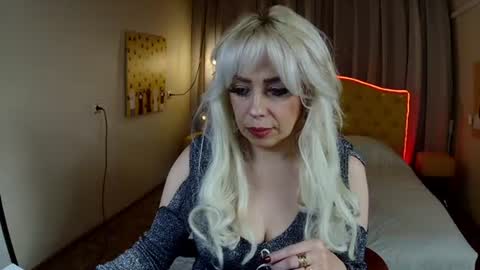 katrinacharm online show from 01/18/26, 07:39