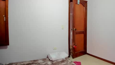 Katrin  online show from 11/24/25, 02:17