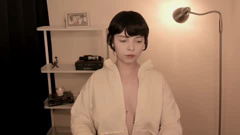 katsuro online show from 10/18/25, 09:59