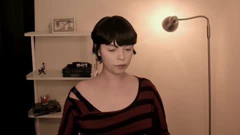 katsuro online show from 10/31/25, 09:05