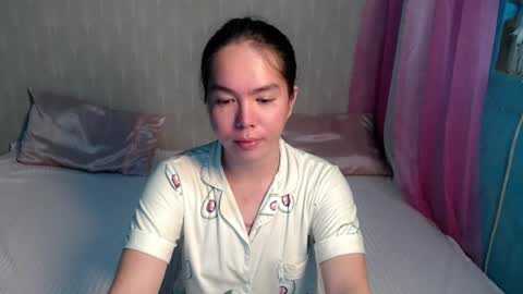 Snapshot of katsyyyy chatting on 07/17/26, 06:42 katsyyyy online show from 07/17/26, 06:42