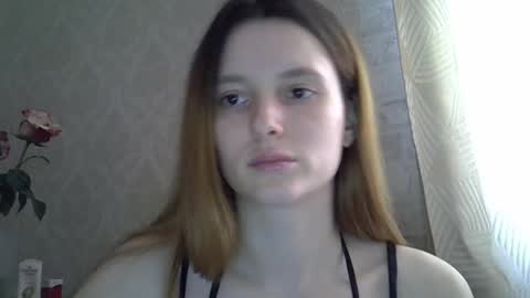 Snapshot of katte_light chatting on 04/19/26, 12:37 katte light online show from 04/19/26, 12:37