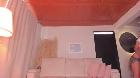 katte online show from 10/19/25, 01:34