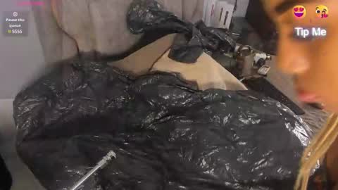 Katerine online show from 02/10/25, 03:46