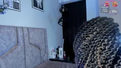 Katerine online show from 03/10/25, 03:34