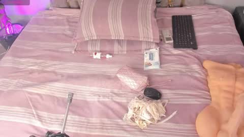 Katerine online show from 10/05/25, 09:34