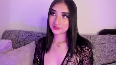 Snapshot of kattengel_ chatting on 05/13/26, 11:33 Kat online show from 05/13/26, 11:33