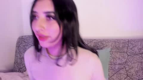 Snapshot of kattengel_ chatting on 05/16/26, 12:29 Kat online show from 05/16/26, 12:29