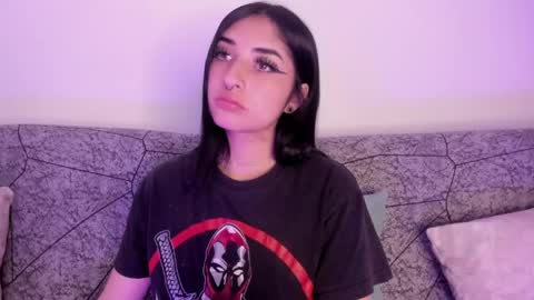 Snapshot of kattengel_ chatting on 05/30/26, 01:14 Kat online show from 05/30/26, 01:14