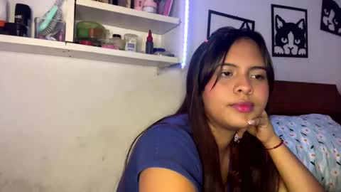 kattia online show from 10/15/25, 07:03