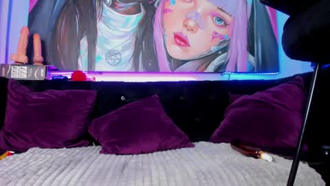 Katiia online show from 02/08/25, 01:11