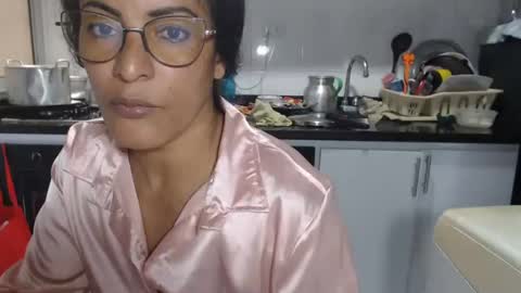 KattleyaGrey online show from 09/30/25, 07:52