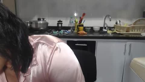 KattleyaGrey online show from 10/18/25, 09:26