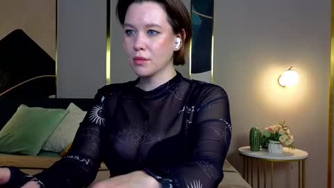 Goddess Katy            VACATION  online show from 10/01/25, 01:11