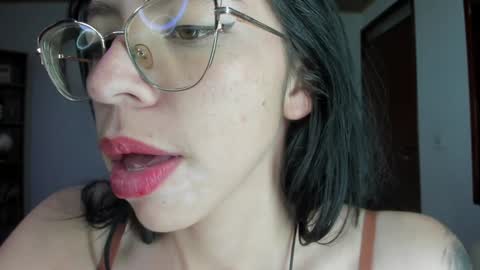 Snapshot of katty_mouth chatting on 01/30/25, 11:24 Katty online show from 01/30/25, 11:24