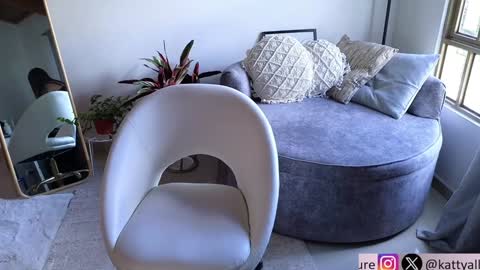 Katty online show from 12/05/24, 08:55