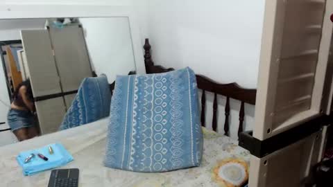 angel online show from 02/03/25, 07:21