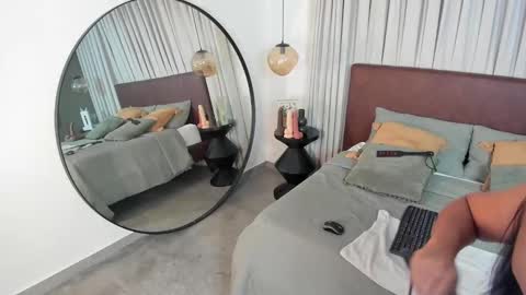 katuff online show from 11/08/25, 03:50