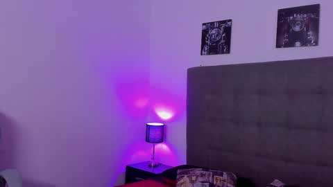 katy_contreras online show from 02/21/25, 11:01