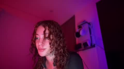 Emily online show from 10/09/25, 12:19