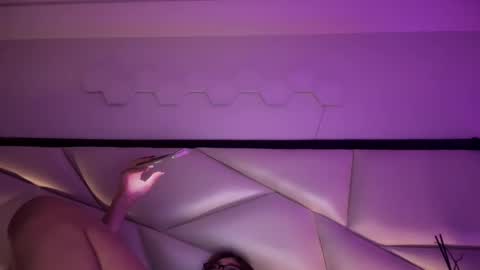 Emily online show from 11/26/25, 02:01