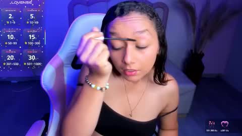 Snapshot of katy_sweet19 chatting on 01/17/26, 06:22 Katy online show from 01/17/26, 06:22