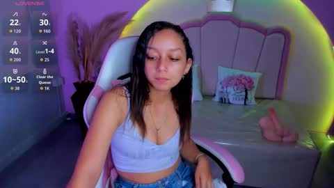 Snapshot of katy_sweet19 chatting on 02/26/26, 10:36 Katy online show from 02/26/26, 10:36