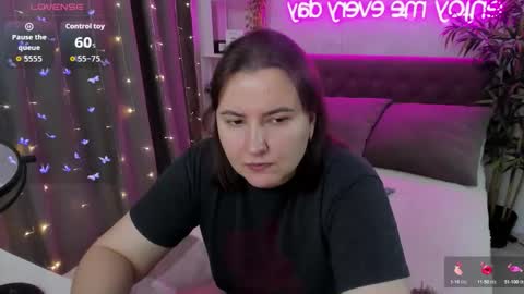 Kate online show from 10/01/25, 03:34