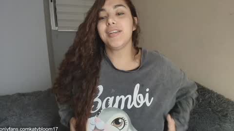    online show from 11/24/25, 02:00