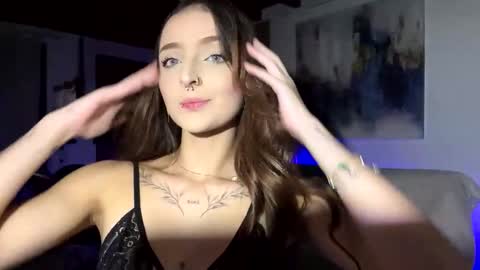 katy deliz online show from 10/27/25, 02:48