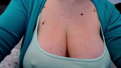 Katy online show from 02/19/25, 06:33