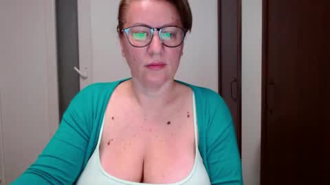 Katy online show from 11/17/25, 03:45