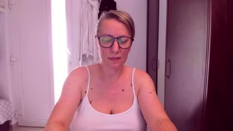 Katy online show from 07/16/26, 10:54