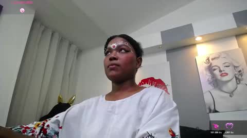 Snapshot of kavya_suri_ chatting on 02/05/26, 07:18 Kavya online show from 02/05/26, 07:18