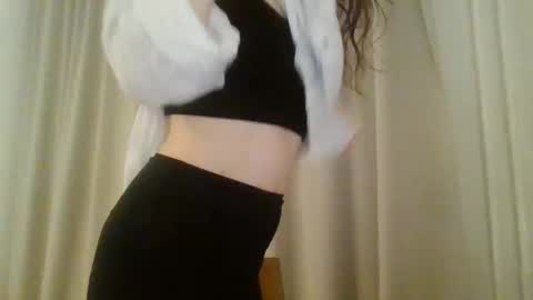 kawaii snowflake online show from 10/11/25, 10:41