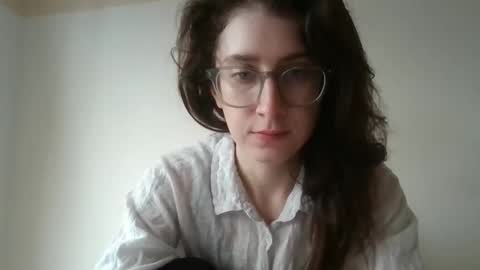 Snapshot of kawaii_snowflake chatting on 02/05/26, 11:37 kawaii snowflake online show from 02/05/26, 11:37