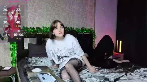 kawaiihornyartists online show from 12/15/25, 06:50